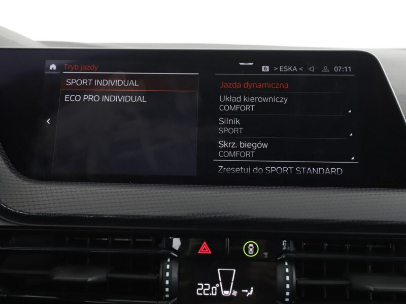 BMW 120 xDrive automat 190KM PDC-kamera navi LED tempomat F40 (2019-)