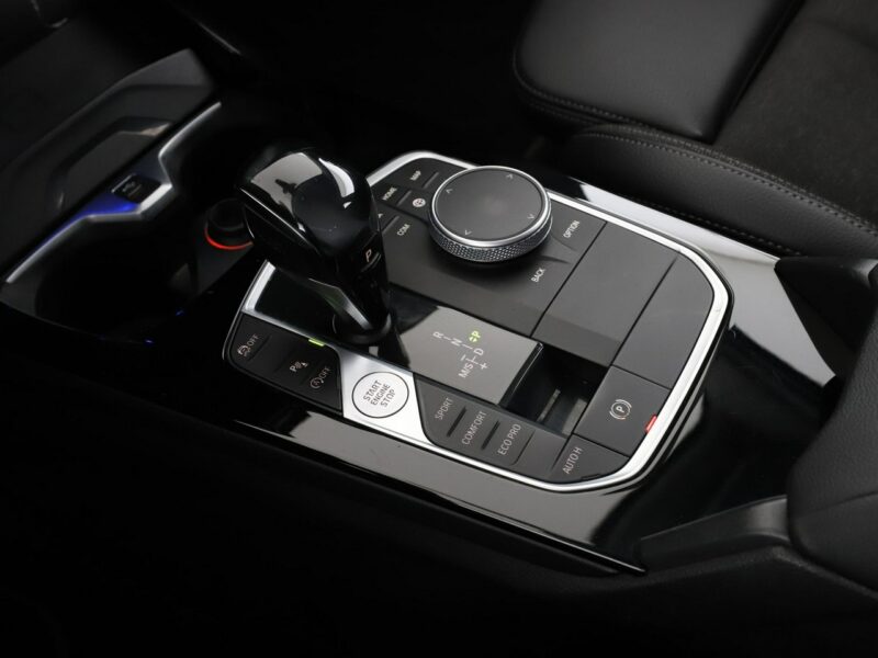 BMW 120 xDrive automat 190KM PDC-kamera navi LED tempomat F40 (2019-)