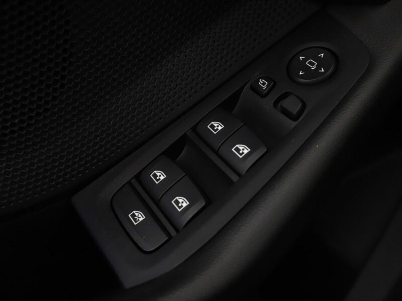 BMW 120 xDrive automat 190KM PDC-kamera navi LED tempomat F40 (2019-)
