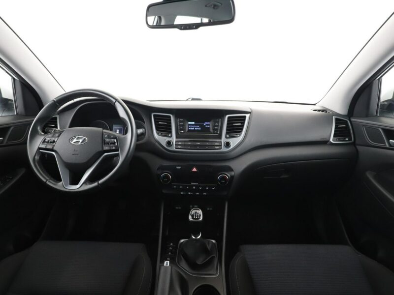 Hyundai Tucson klima auto multifunkcja czujniki parkowania III (2015-2020)