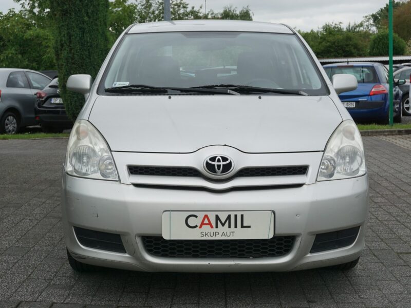 Toyota Corolla Verso polski, salon II (2001-2006)