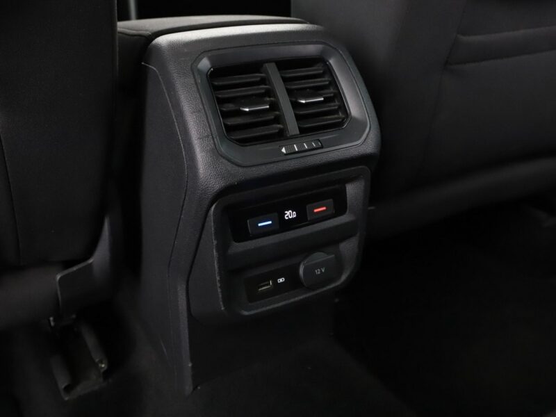 Volkswagen Tiguan FV23% automat 4x4 virtual panorama PDC navi ACC climatronic II (2016-2024)