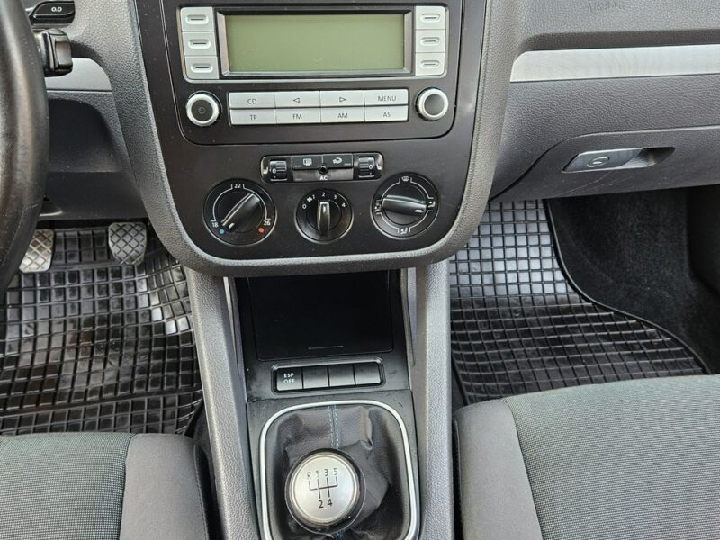 Volkswagen Golf Opłacony Zdrowy Zadbany Serwisowany MPI Dwa Kmpl Kół Po Serwisie V (2003-2008)
