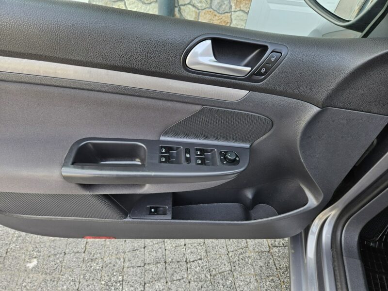 Volkswagen Golf Opłacony Zdrowy Zadbany Serwisowany MPI Dwa Kmpl Kół Po Serwisie V (2003-2008)
