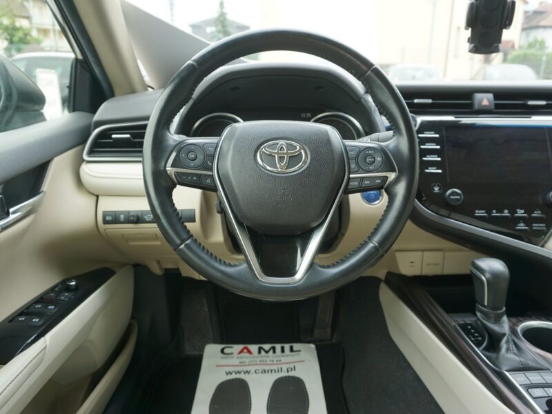 Toyota Camry polski salon IX (2018-)