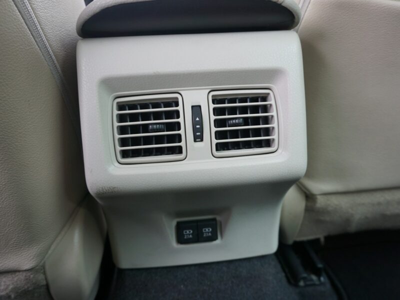 Toyota Camry polski salon IX (2018-)