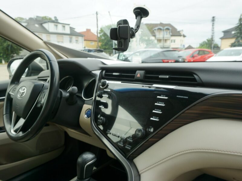 Toyota Camry polski salon IX (2018-)