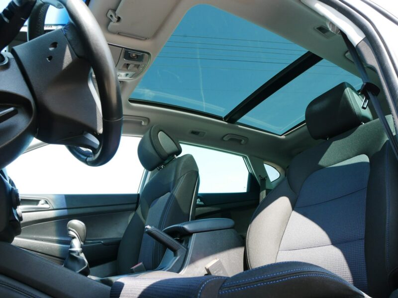 Hyundai Tucson 1.7 CRDI 115KM Eu6 -Panorama -Navi -Grzane fotele -Bardzo zadbany III (2015-2020)