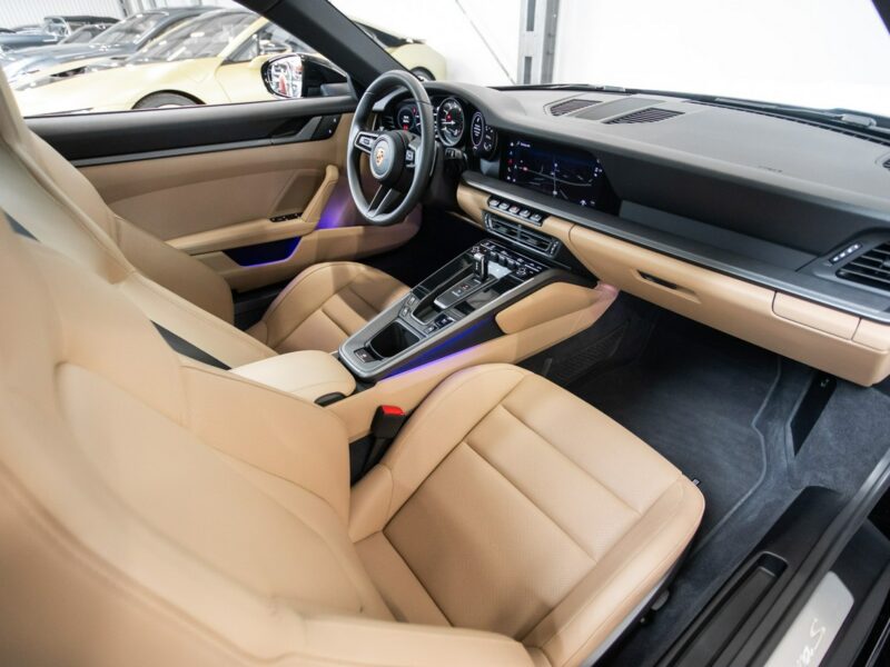 Porsche 911 Carrera S. Skrętna oś. Lift. Bose. Wentylacja. Tylko 9600 km. FV23%. 992 (2019-)