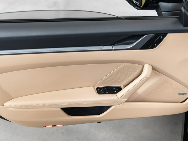 Porsche 911 Carrera S. Skrętna oś. Lift. Bose. Wentylacja. Tylko 9600 km. FV23%. 992 (2019-)