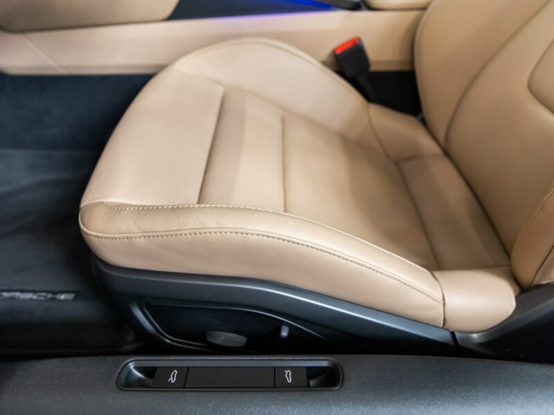 Porsche 911 Carrera S. Skrętna oś. Lift. Bose. Wentylacja. Tylko 9600 km. FV23%. 992 (2019-)
