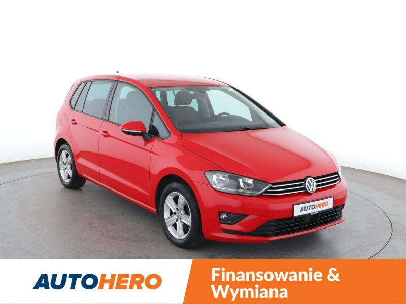 Volkswagen Golf Sportsvan navi klima auto grzane fotele czujniki parkowania hak I (2014-)