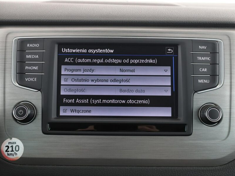Volkswagen Golf Sportsvan navi klima auto grzane fotele czujniki parkowania hak I (2014-)
