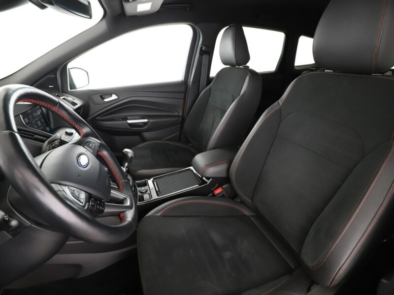 Ford Kuga ST-Line Bi-Xenon Grzana kierownica Grzane fotele navi hak bluetooth II (2012-)