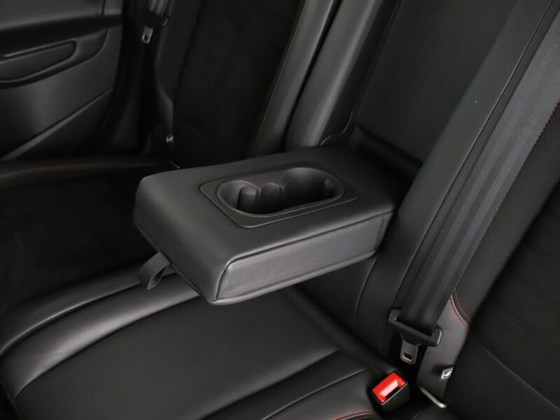 Ford Kuga ST-Line Bi-Xenon Grzana kierownica Grzane fotele navi hak bluetooth II (2012-)