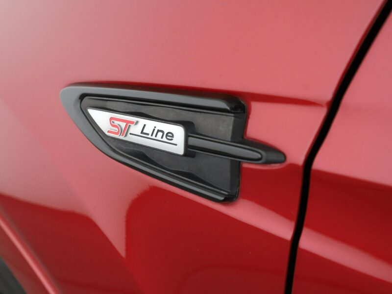 Ford Kuga ST-Line Bi-Xenon Grzana kierownica Grzane fotele navi hak bluetooth II (2012-)