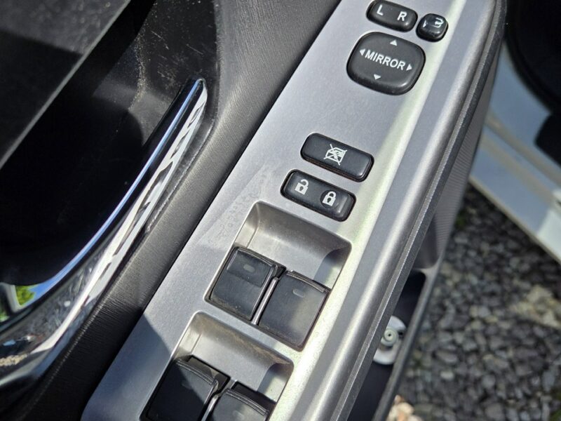 Toyota Prius+ 1.8 HSD 136KM Hand free Serwisowany 7 osobowy Bezwypadkowy