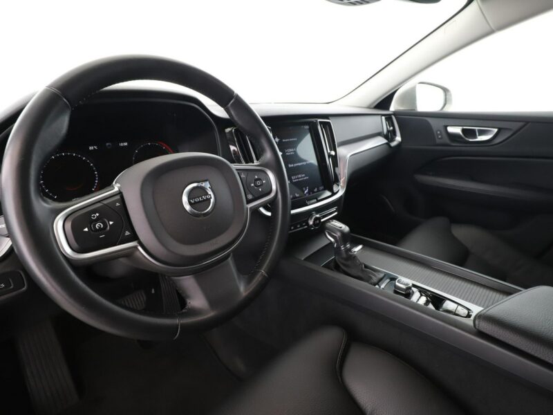 Volvo V60 GRATIS! Pakiet Serwisowy o wartości 1000 zł! II (2018-)