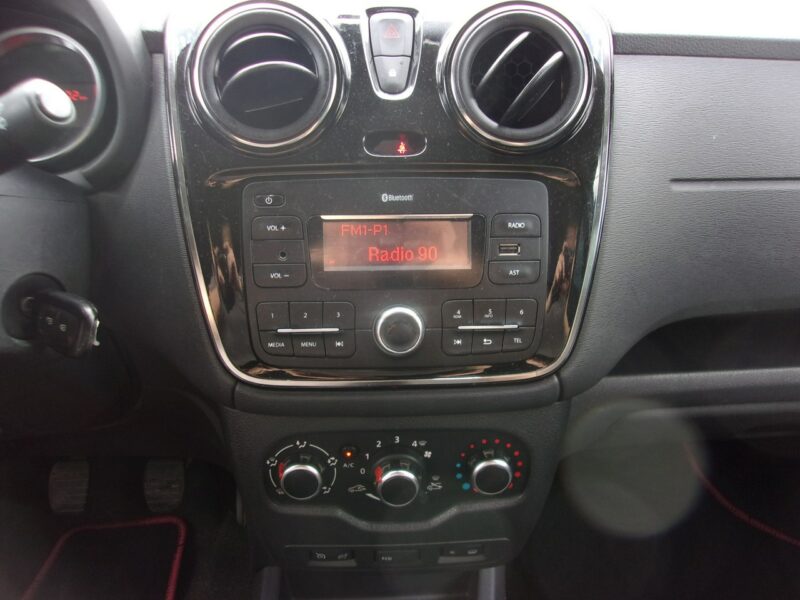 Dacia Lodgy 1.6 Klimatyzacja, Hak holowniczy, Ele szyby, Ele lusterka, ABS, ASR