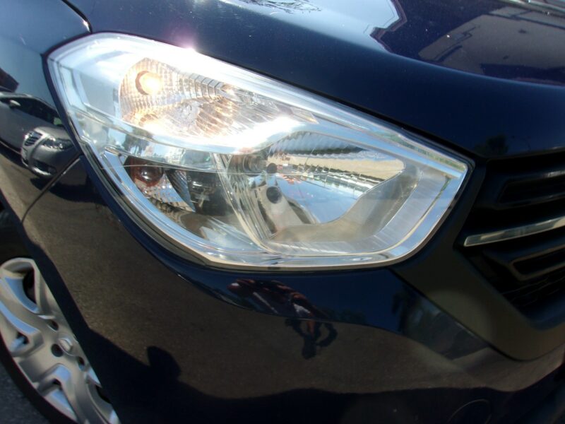Dacia Lodgy 1.6 Klimatyzacja, Hak holowniczy, Ele szyby, Ele lusterka, ABS, ASR