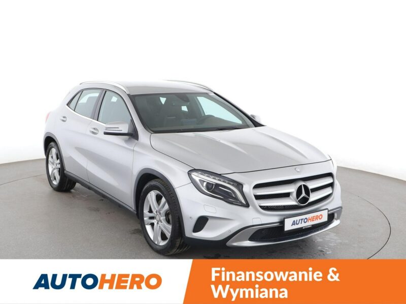 Mercedes GLA 250 GRATIS! Pakiet Serwisowy o wartości 800 zł!