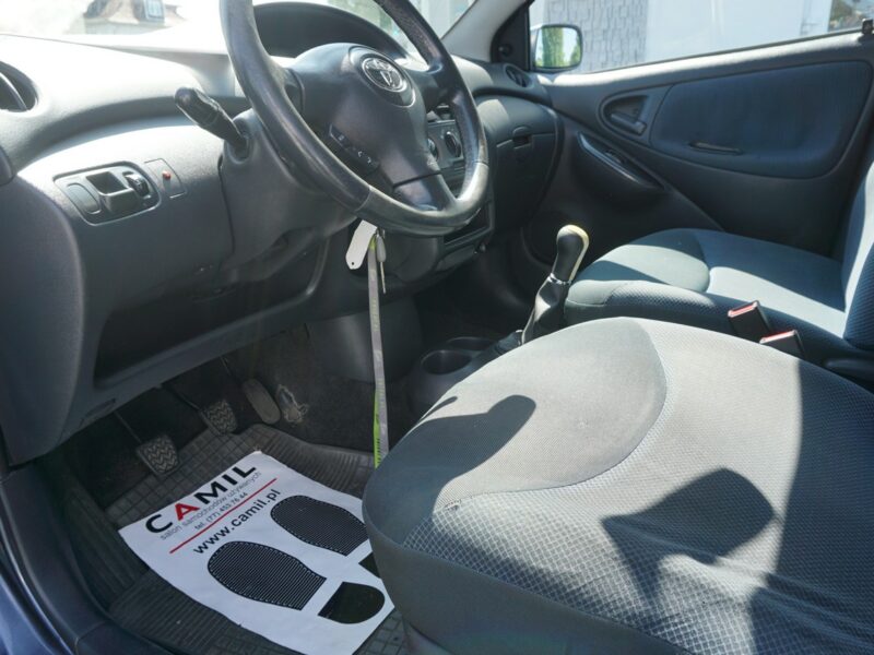 Toyota Yaris polski salon I (1999-2005)