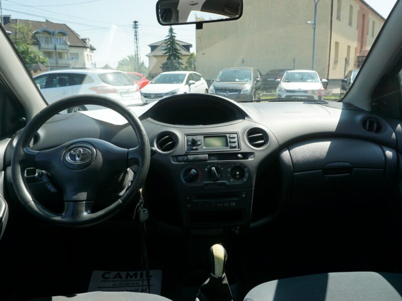 Toyota Yaris polski salon I (1999-2005)