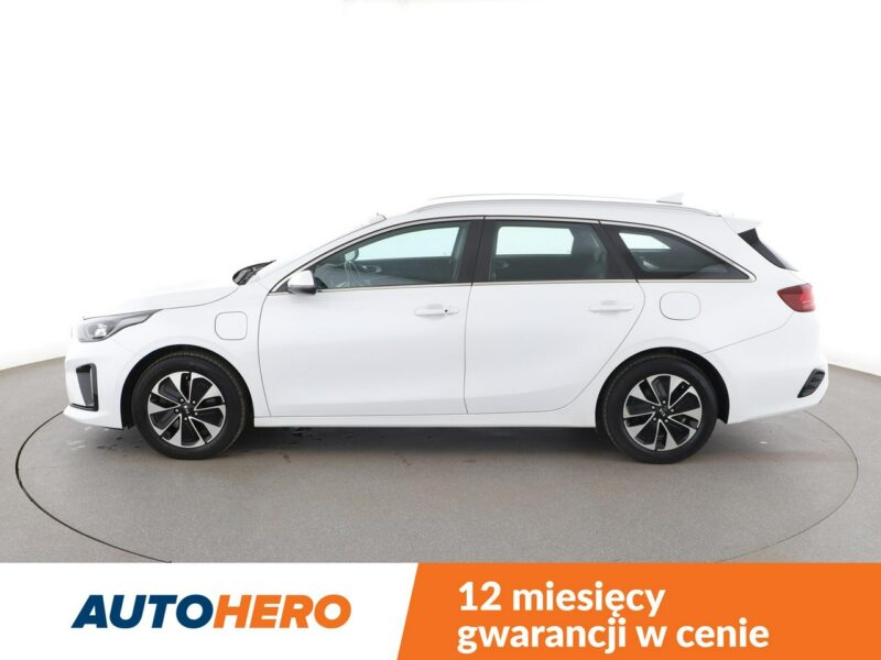 Kia Cee'd PHEV navi el. sterowane i ogrzewane fotele kamera i czujniki parkowani III (2018-)