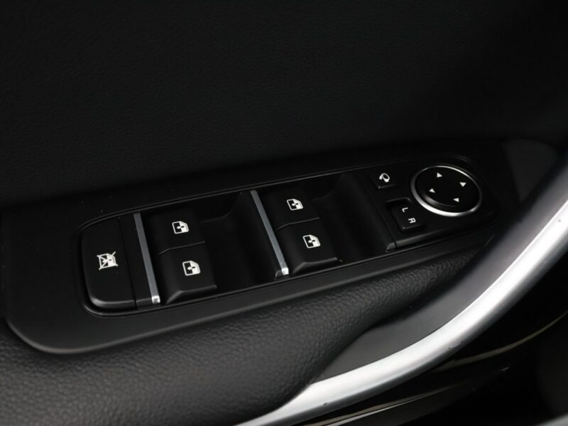 Kia Cee'd PHEV navi el. sterowane i ogrzewane fotele kamera i czujniki parkowani III (2018-)