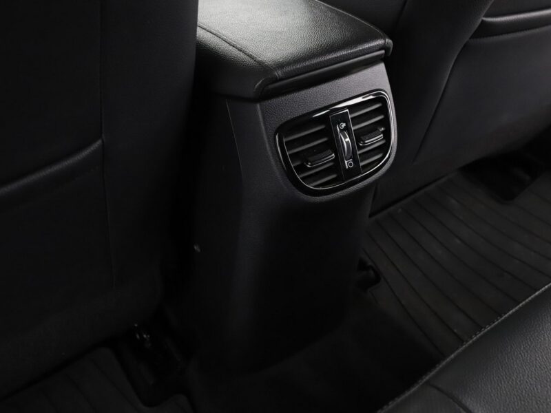 Kia Cee'd PHEV navi el. sterowane i ogrzewane fotele kamera i czujniki parkowani III (2018-)