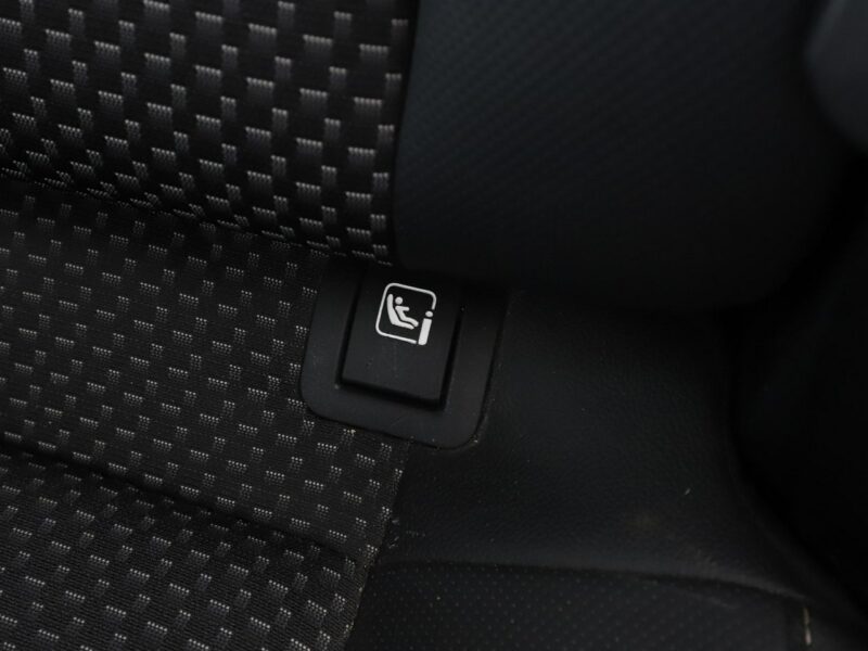 Kia Cee'd PHEV navi el. sterowane i ogrzewane fotele kamera i czujniki parkowani III (2018-)