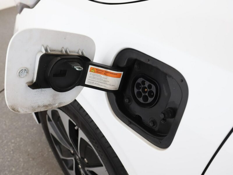 Kia Cee'd PHEV navi el. sterowane i ogrzewane fotele kamera i czujniki parkowani III (2018-)