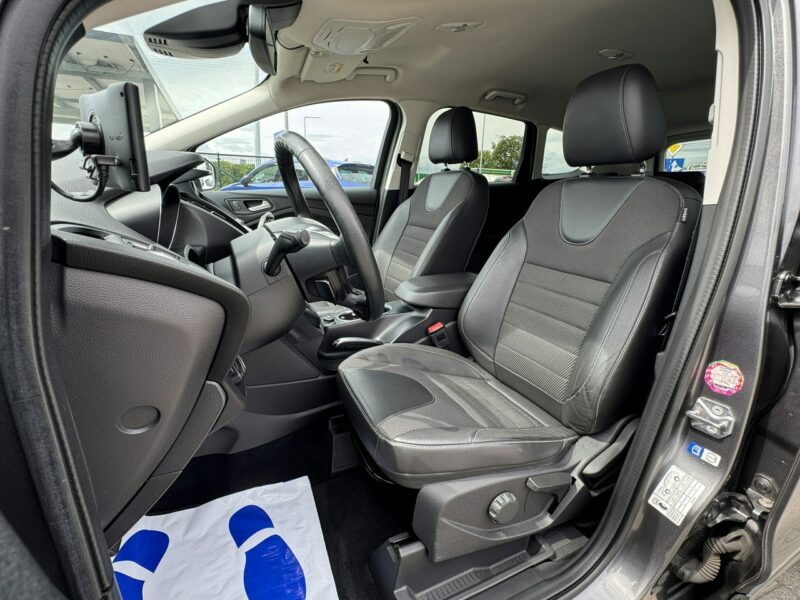 Ford Kuga *FILM*4WD*Titanium*PL Salon*Nowy Rozrząd*Roczna Gwarancja Techniczna* II (2012-)