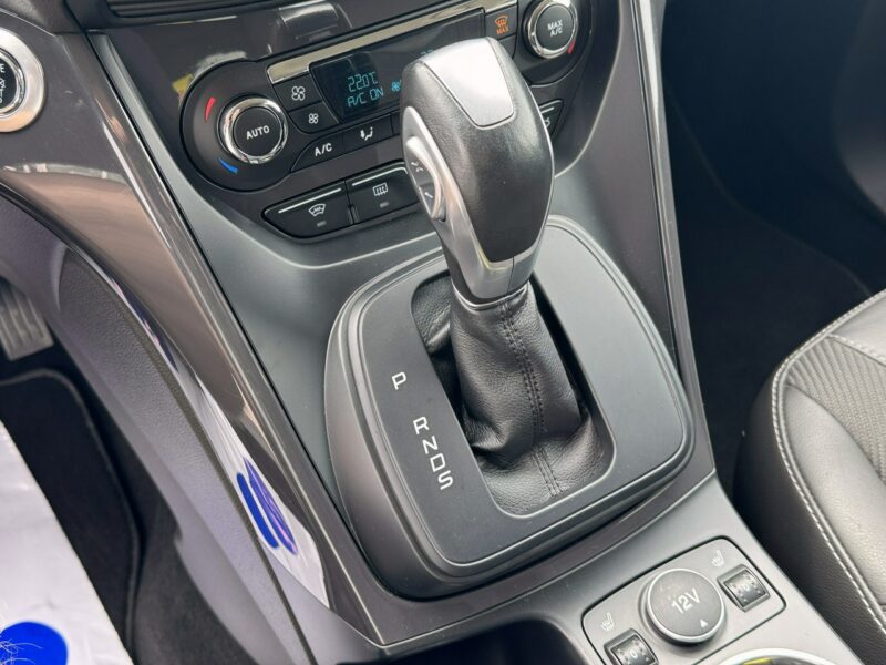 Ford Kuga *FILM*4WD*Titanium*PL Salon*Nowy Rozrząd*Roczna Gwarancja Techniczna* II (2012-)
