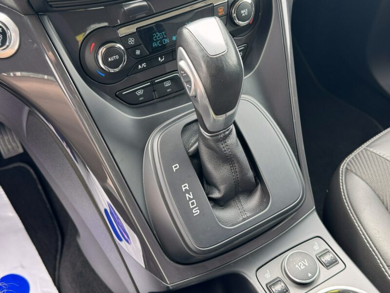 Ford Kuga *FILM*4WD*Titanium*PL Salon*Nowy Rozrząd*Roczna Gwarancja Techniczna* II (2012-)