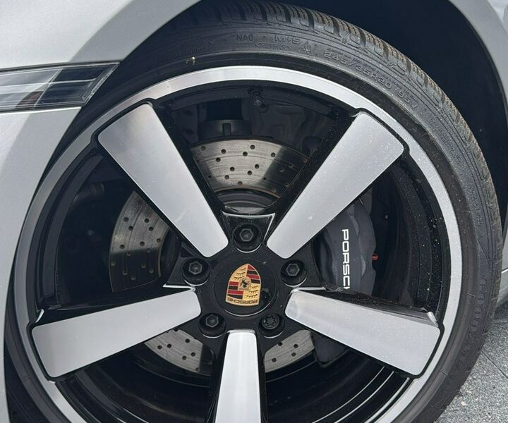 Porsche 911 Carrera 394KM. Nowy model. Sport Chrono. Matrix LED. Inno Drive. BOSE. 992 (2019-)