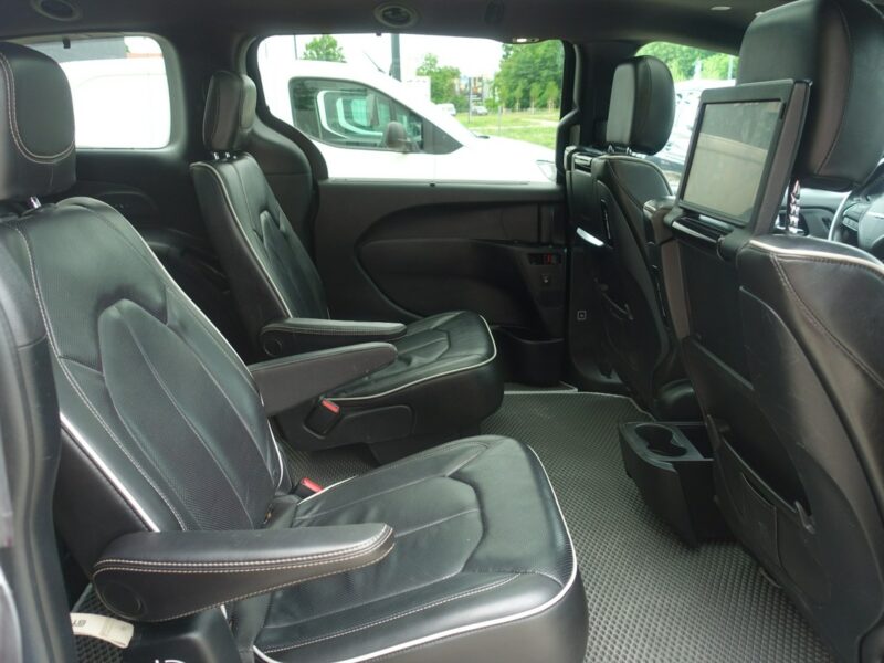 Chrysler Pacifica Oferta prywatna * Pełna Opcja Limited S * Szklany Dach * Nowe LPG