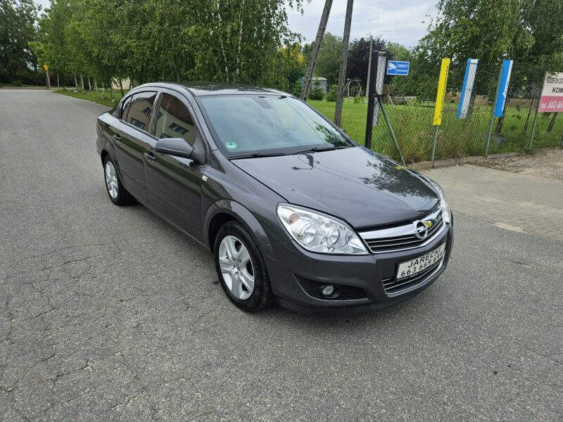 Opel Astra Opłacona Zdrowa Zadbana Po Serwisie Dwa Kmpl. Kół 1 Wł H (2004-2014)