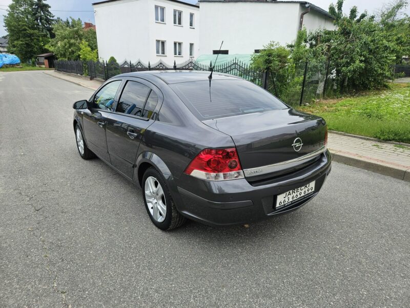Opel Astra Opłacona Zdrowa Zadbana Po Serwisie Dwa Kmpl. Kół 1 Wł H (2004-2014)
