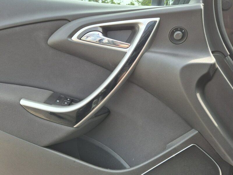Opel Astra Opel Astra J Sport J (2009-2019)