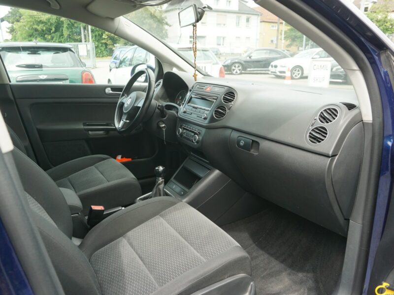 Volkswagen Golf Plus zarejestrowany, ubezpieczony I (2004-2009)