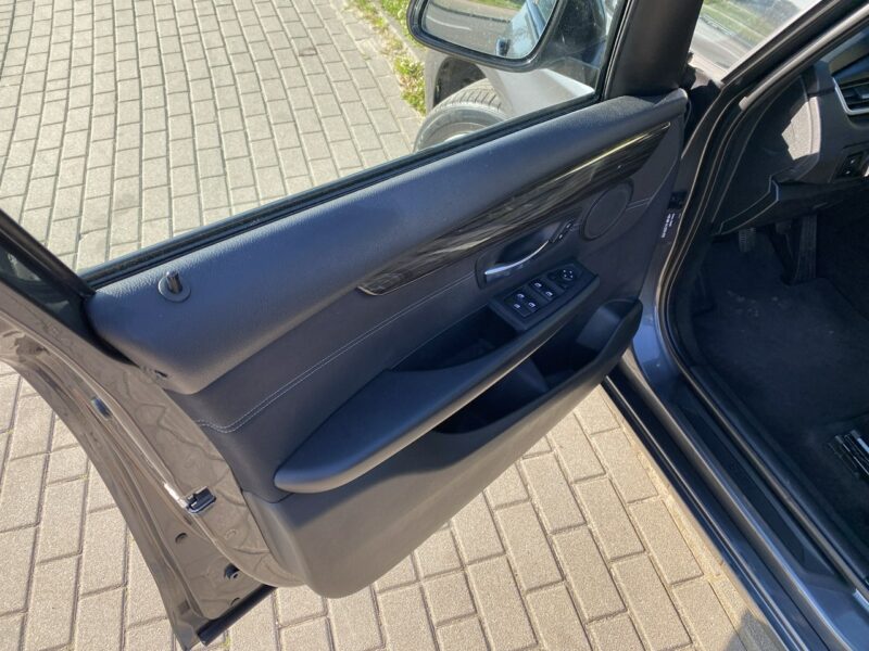 BMW Active Tourer Przebieg gwarantow,oryginalny lakier, nawigacja,klimatronik,parktronik
