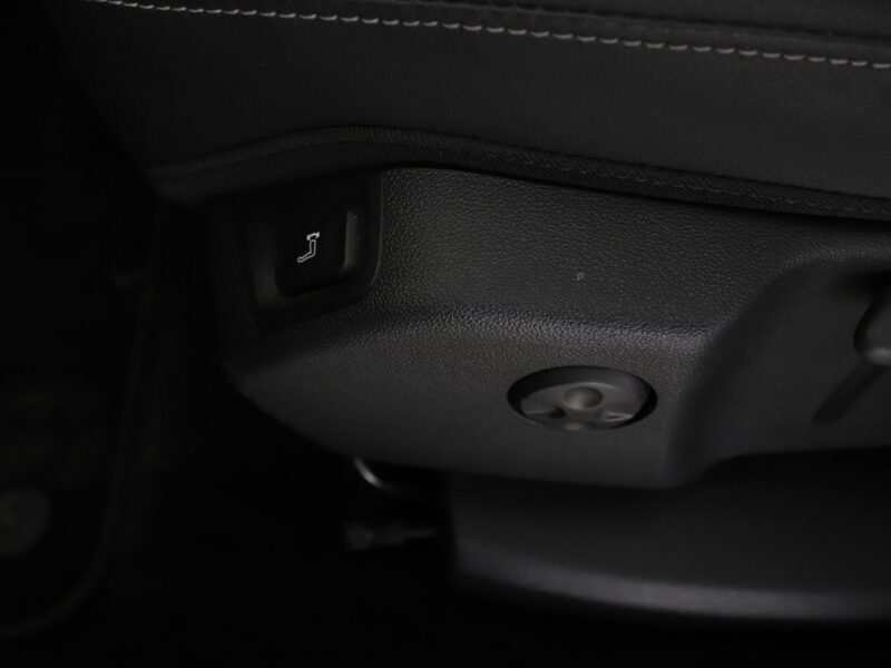 Opel Grandland X PDC klima auto temapomat navi bluetooth