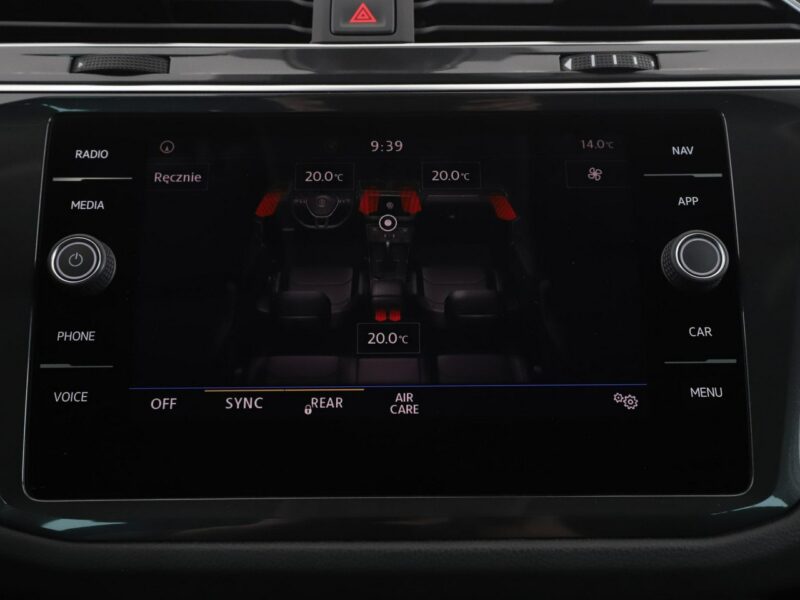 Volkswagen Tiguan Tempomat adaptacyjny PDC grzane fotele klima 3-strefowa navi bluetooth II (2016-2024)