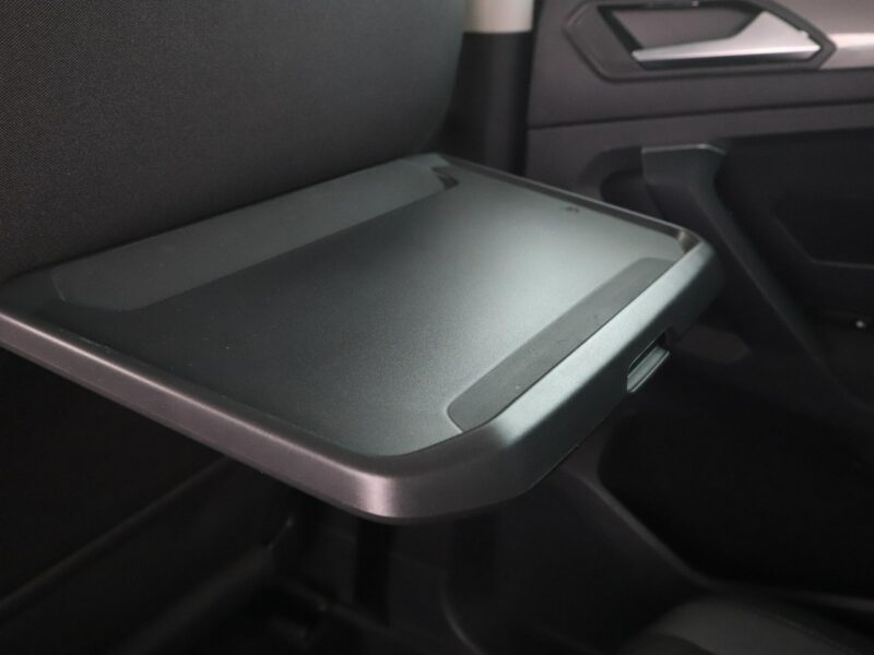 Volkswagen Tiguan Tempomat adaptacyjny PDC grzane fotele klima 3-strefowa navi bluetooth II (2016-2024)