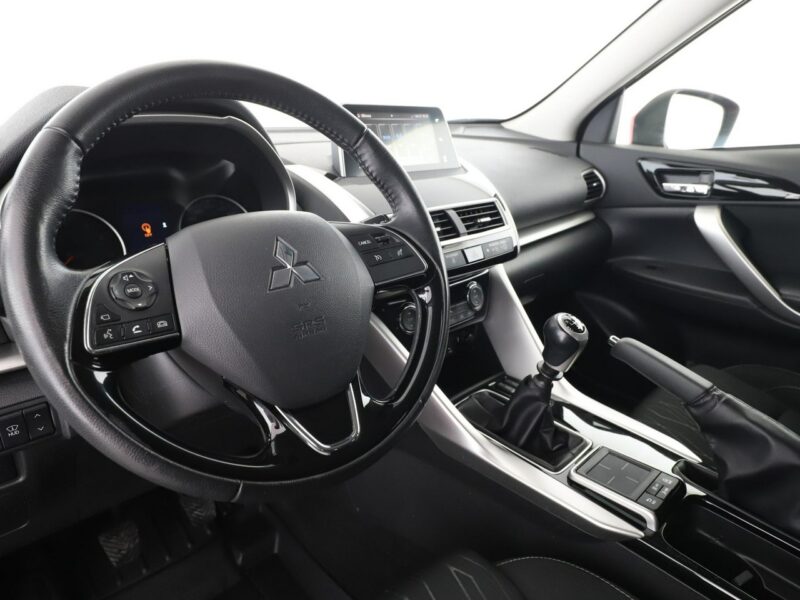 Mitsubishi Eclipse Cross PDC Klima auto grzane fotele przód/tył navi bluetooth VI (2018-)