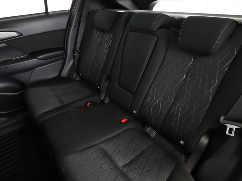 Mitsubishi Eclipse Cross PDC Klima auto grzane fotele przód/tył navi bluetooth VI (2018-)