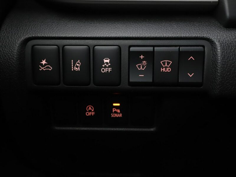 Mitsubishi Eclipse Cross PDC Klima auto grzane fotele przód/tył navi bluetooth VI (2018-)