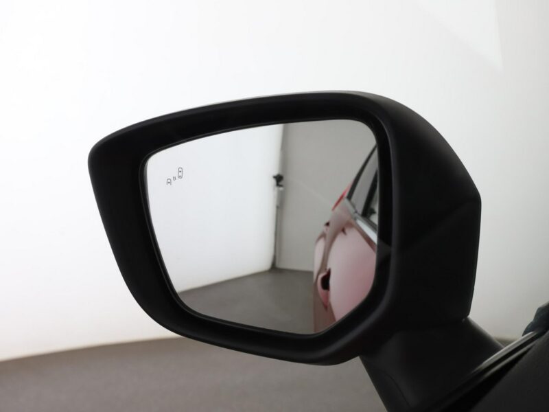 Mitsubishi Eclipse Cross PDC Klima auto grzane fotele przód/tył navi bluetooth VI (2018-)