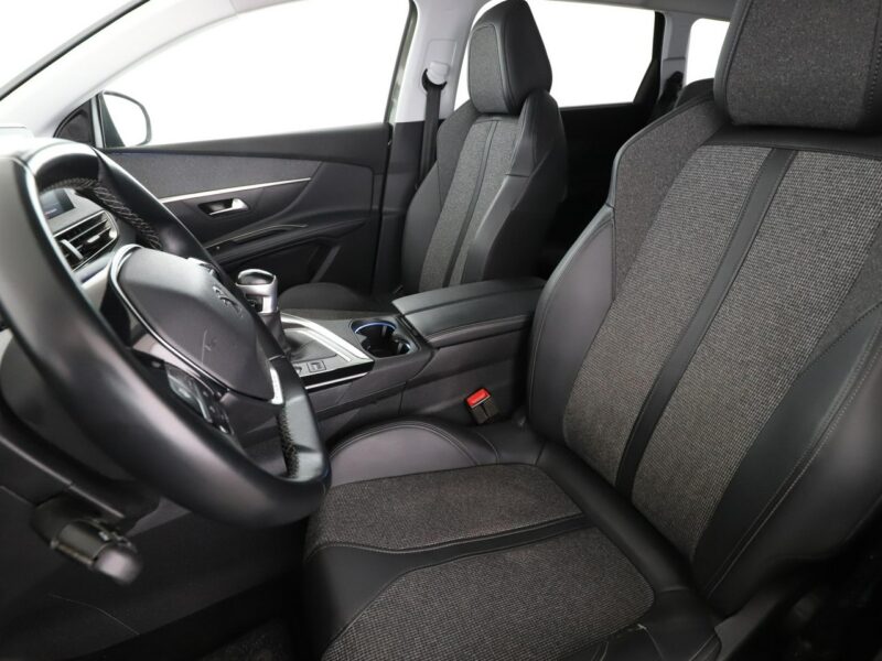 Peugeot 5008 Allure 7-osob. PDC grzane fotele navi kamera virtual półskóra tempomat II (2017-)